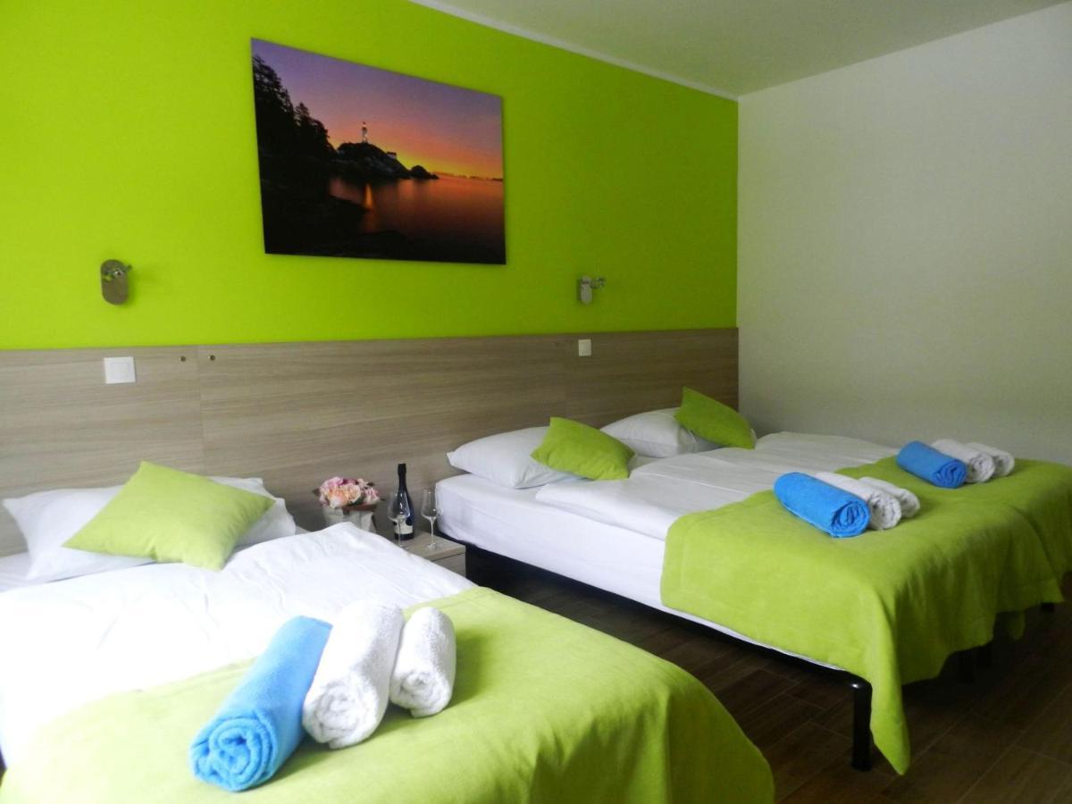 Yourcroatiaholiday - Villa With 6 Rooms Drenje  Zewnętrze zdjęcie