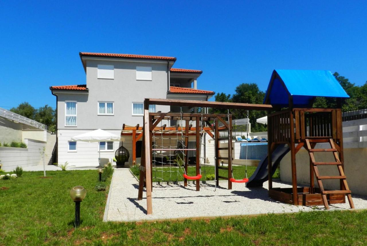 Yourcroatiaholiday - Villa With 6 Rooms Drenje  Zewnętrze zdjęcie