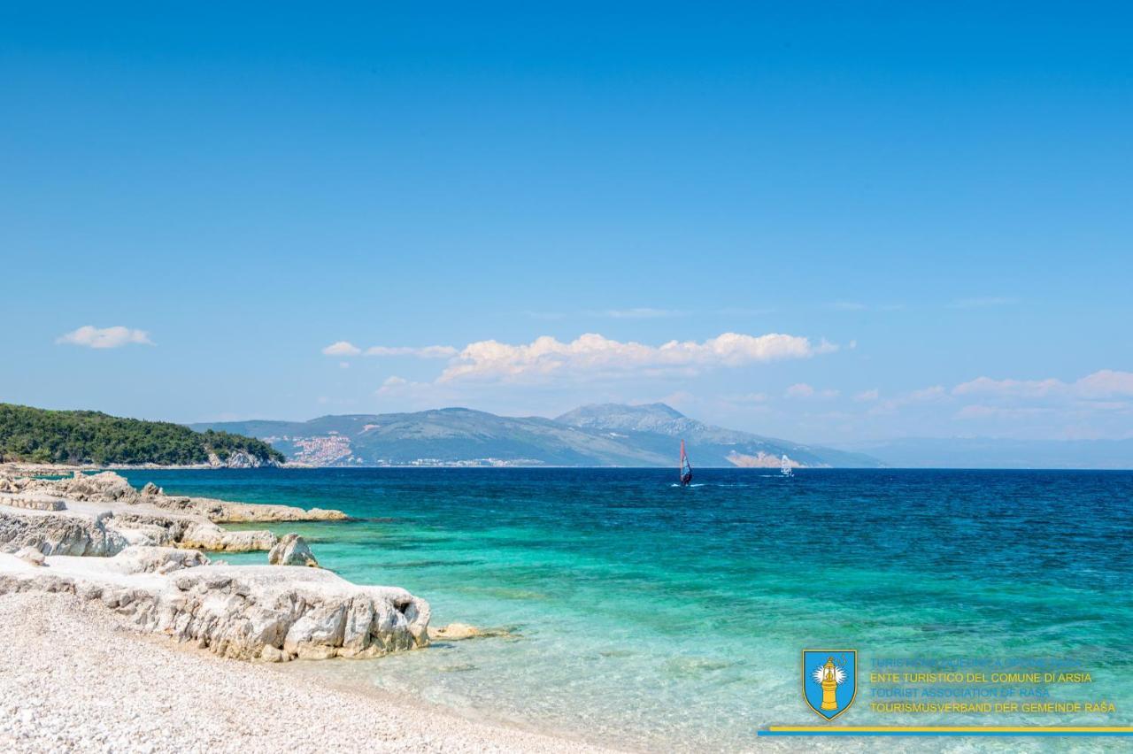 Yourcroatiaholiday - Villa With 6 Rooms Drenje  Zewnętrze zdjęcie