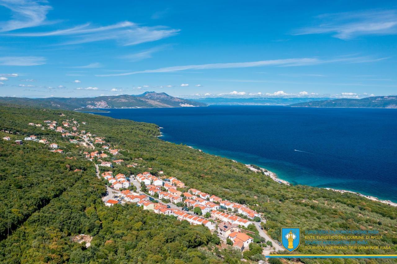 Yourcroatiaholiday - Villa With 6 Rooms Drenje  Zewnętrze zdjęcie