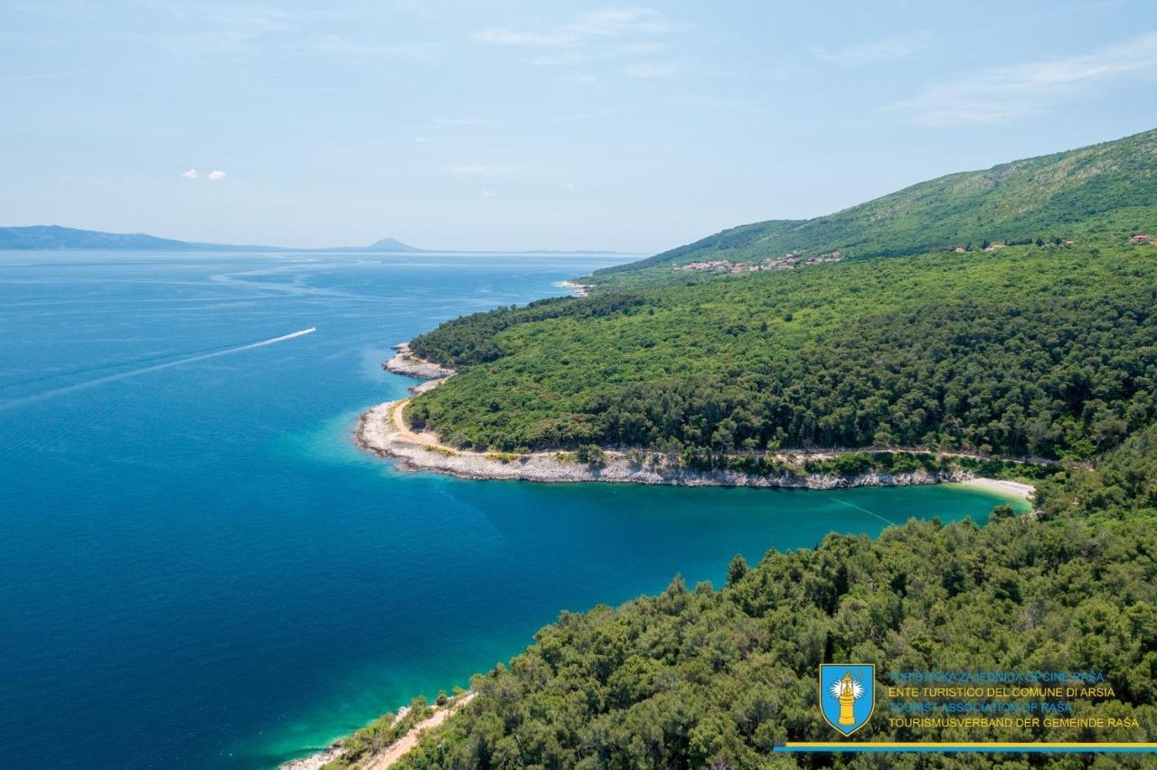 Yourcroatiaholiday - Villa With 6 Rooms Drenje  Zewnętrze zdjęcie