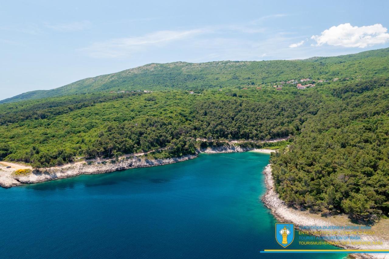 Yourcroatiaholiday - Villa With 6 Rooms Drenje  Zewnętrze zdjęcie